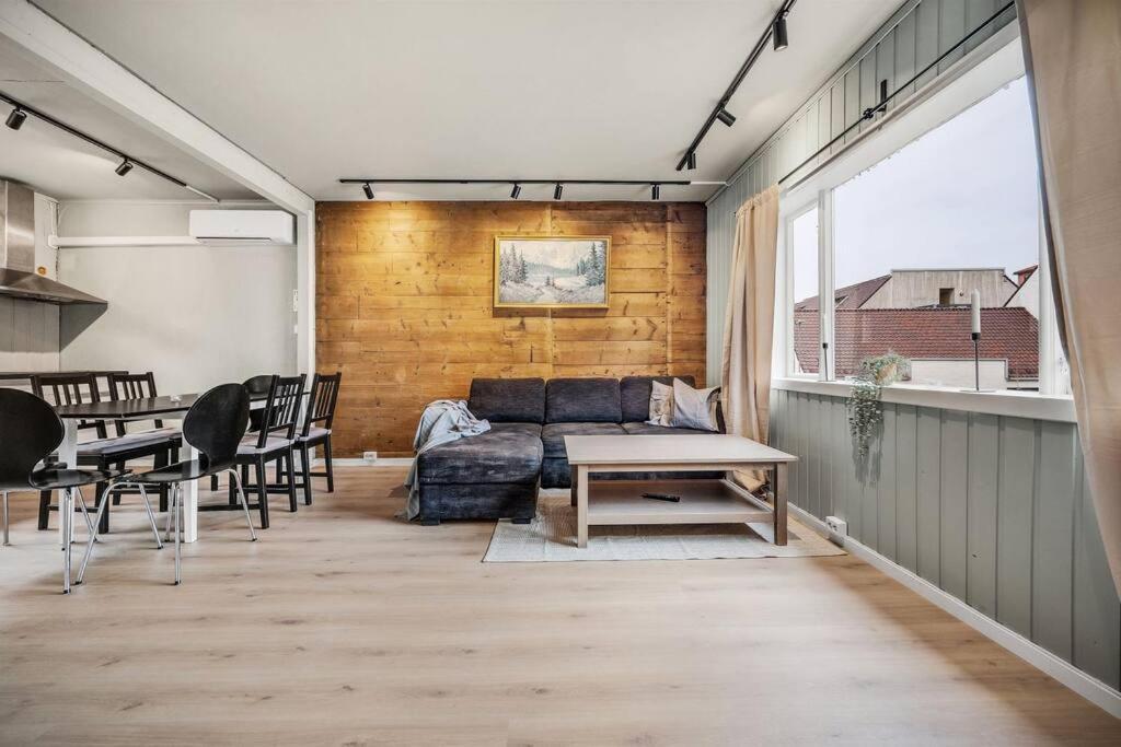 Dinbnb Homes I 4-Bedroom Historical House In Romantic Surroundings Bergen Exterior photo