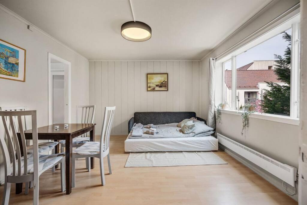 Dinbnb Homes I 4-Bedroom Historical House In Romantic Surroundings Bergen Exterior photo