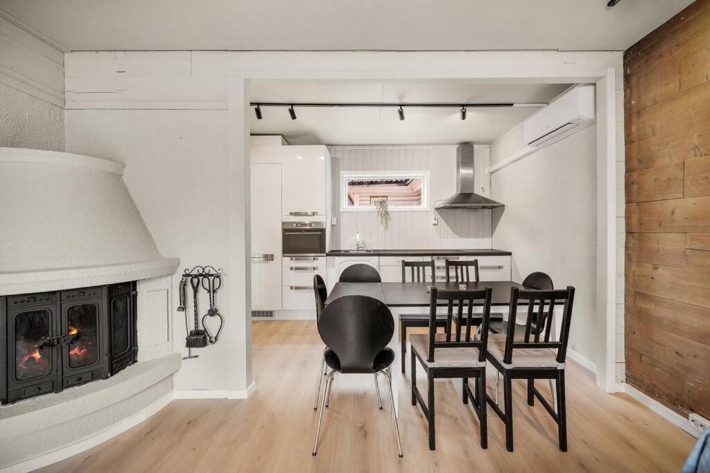 Dinbnb Homes I 4-Bedroom Historical House In Romantic Surroundings Bergen Exterior photo